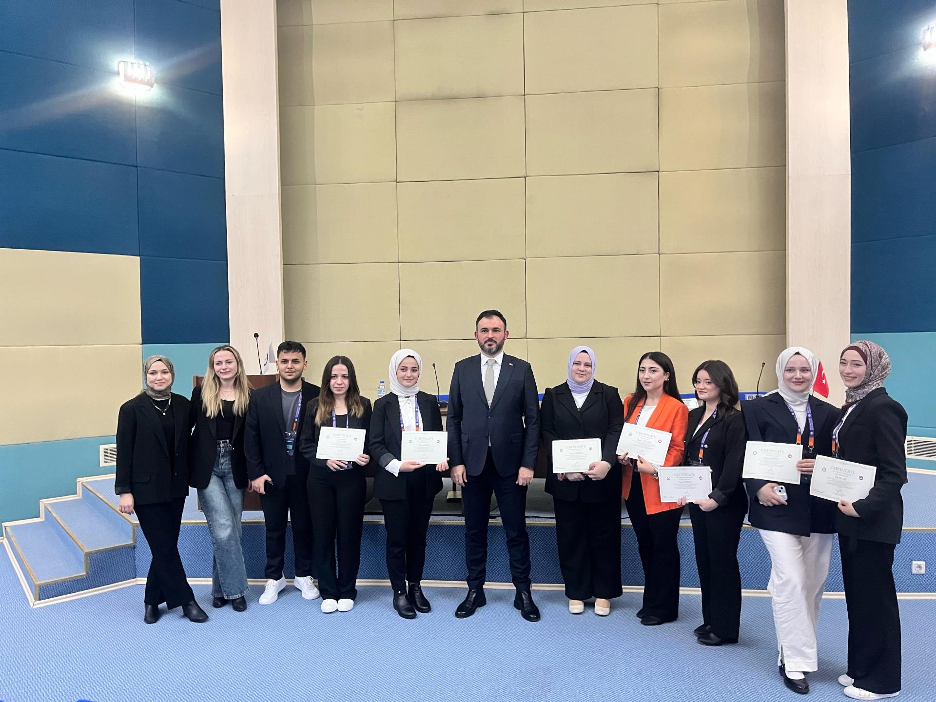 Öğretim Elemanımız ve Öğrencilerimiz Uluslararası Kongrede Sözel Bildiri Sunumu Gerçekleştirmişlerdir
